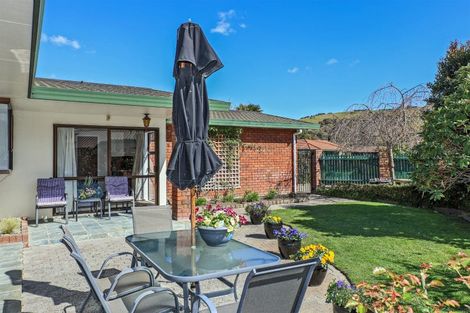Photo of property in 9 Matthews Place, Taradale, Napier, 4112