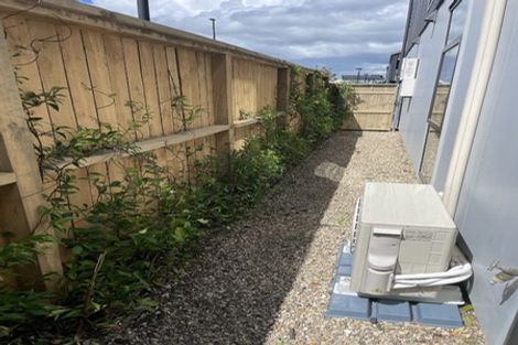 Photo of property in 20 Wai Place, Westgate, Auckland, 0614