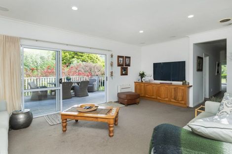 Photo of property in 2 Douglas Street, Okitu, Gisborne, 4010