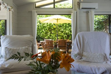 Photo of property in 46 Stratford Drive, Cable Bay, 0420