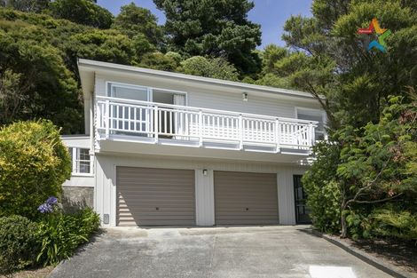 Photo of property in 6 Volkner Grove, Waterloo, Lower Hutt, 5011