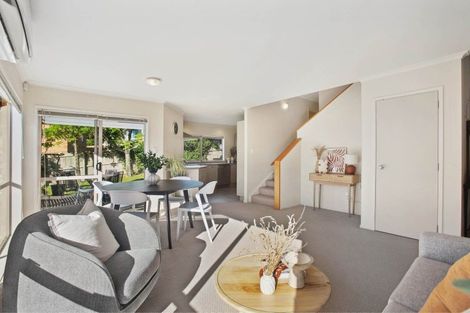 Photo of property in 6 Totara Views Drive, Red Beach, 0932