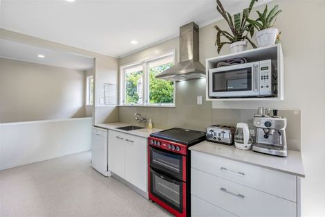 Photo of property in 84 Advene Road, Cockle Bay, Auckland, 2014