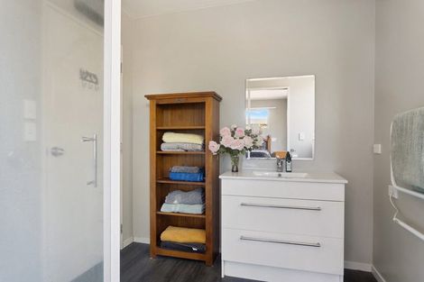 Photo of property in 14 Bunting Place, Woodend, 7610