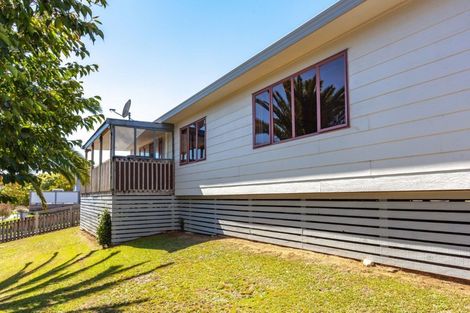Photo of property in 119 Durrant Drive, Whangamata, 3620