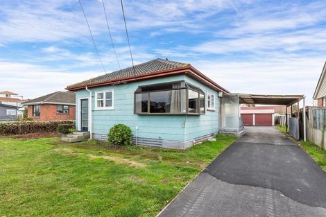 Photo of property in 17 Dunarnan Street, Avonside, Christchurch, 8061