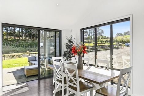 Photo of property in 346 Horokiwi Road, Horokiwi, Wellington, 5016