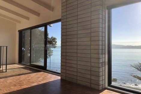 Photo of property in 725 Marine Drive, Eastbourne, Lower Hutt, 5013