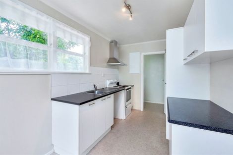 Photo of property in 13a Ribblesdale Road, Henderson, Auckland, 0612