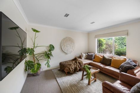 Photo of property in 396 Southland Place, Raureka, Hastings, 4120