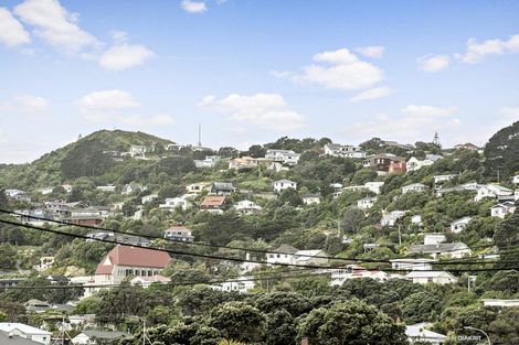 Photo of property in 3/74 Derwent Street, Island Bay, Wellington, 6023