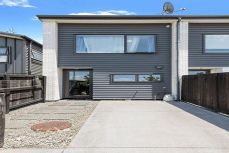 Photo of property in 95 Battalion Drive, Papakura, 2110