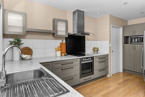 Photo of property in 2 Edwards Street, Frimley, Hastings, 4120