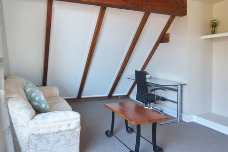 Photo of property in 5 Lapwing Lane, Mount Pleasant, Christchurch, 8081