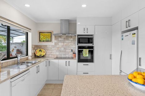 Photo of property in 65 Bartholomew Drive, Nawton, Hamilton, 3200