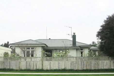 Photo of property in 26 Bowling Road, Greenmeadows, Napier, 4112