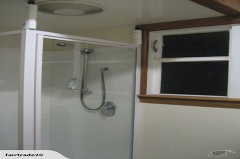 Photo of property in 33 Beachville Road, Redcliffs, Christchurch, 8081