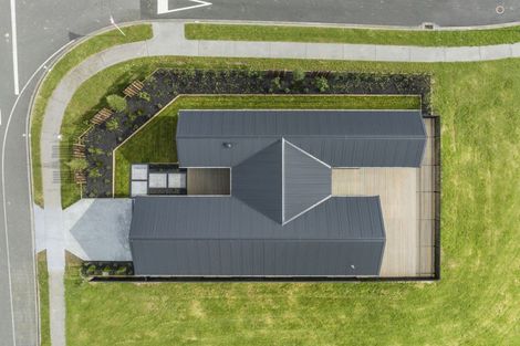 Photo of property in 37 Ridge Drive, Omokoroa, 3114