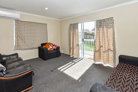 Photo of property in 1/43 Solveig Place, Randwick Park, Auckland, 2105