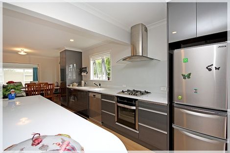 Photo of property in 115 Queen Street West, Levin, 5510