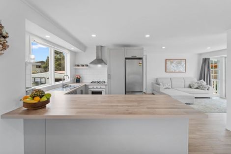 Photo of property in 6 Tamatea Drive, Snells Beach, 0920