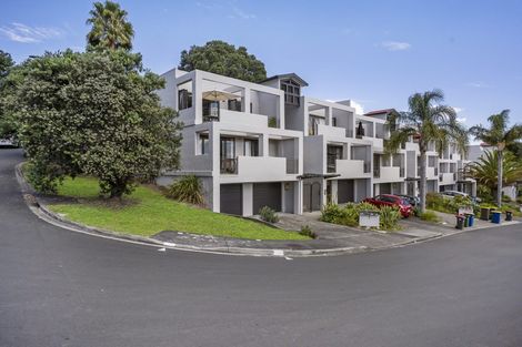 Photo of property in 3/8 Monte Cassino Place, Birkdale, Auckland, 0626