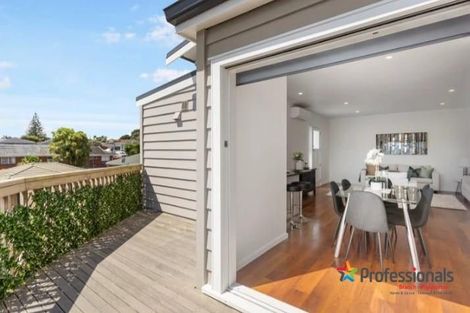 Photo of property in 2/117 Great South Road, Manurewa, Auckland, 2102