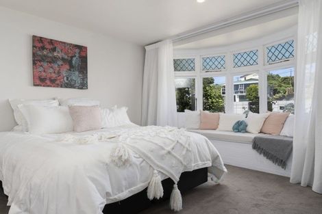 Photo of property in 3 Kitchener Terrace, Moturoa, New Plymouth, 4310