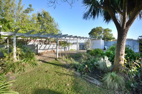 Photo of property in 22 Queen Street, Brighton, Dunedin, 9035