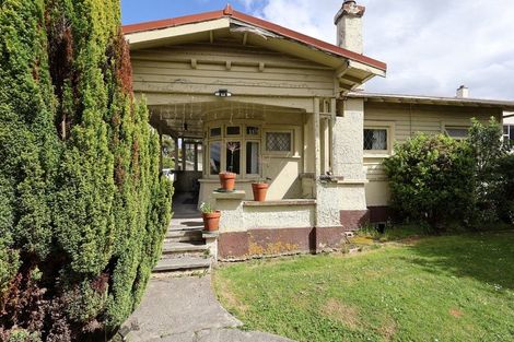 Photo of property in 23 Nichol Street, Heidelberg, Invercargill, 9812