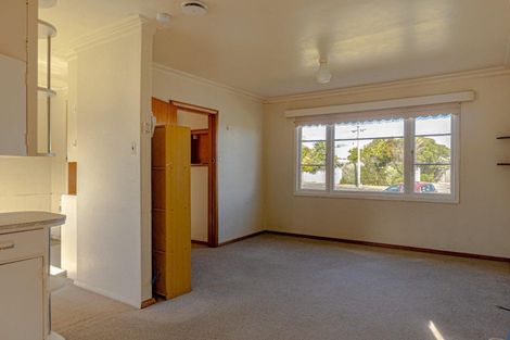 Photo of property in 54 Camberwell Road, Hawera, 4610