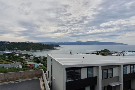 Photo of property in 52 High Street, Island Bay, Wellington, 6023