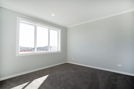 Photo of property in 44 Atlantic Drive, Fitzherbert, Palmerston North, 4410