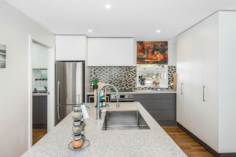 Photo of property in 38a Collins Avenue, Tawa, Wellington, 5028