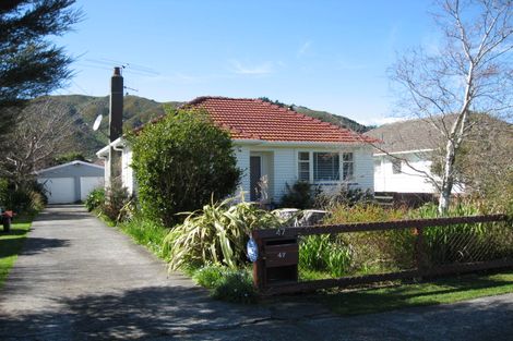 Photo of property in 47 Dover Road, Wainuiomata, Lower Hutt, 5014