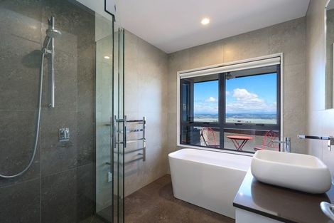 Photo of property in 350 Princes Drive, Britannia Heights, Nelson, 7010