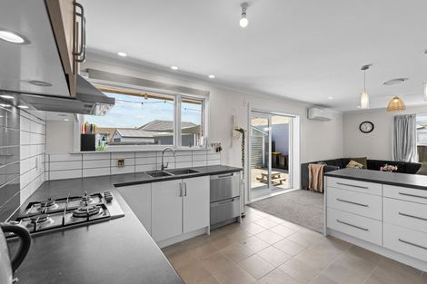 Photo of property in 10 Barclay Place, Burwood, Christchurch, 8061