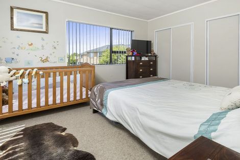 Photo of property in 2/30 Botany Road, Howick, Auckland, 2010
