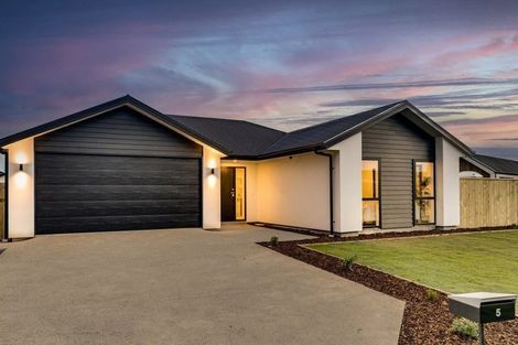 Photo of property in 5 Orchiston Way, Lincoln, 7608