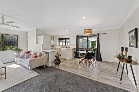 Photo of property in 36 Constable Road, Waiuku, 2123