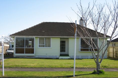 Photo of property in 58 Lismore Street, Merrilands, New Plymouth, 4312