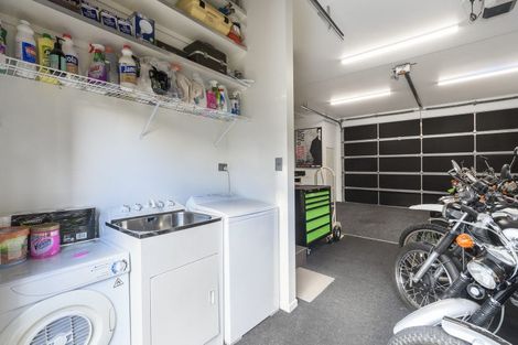 Photo of property in 30b Oceanview Road, Mount Maunganui, 3116