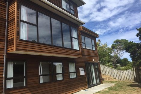 Photo of property in 42-44 David Crescent, Karori, Wellington, 6012