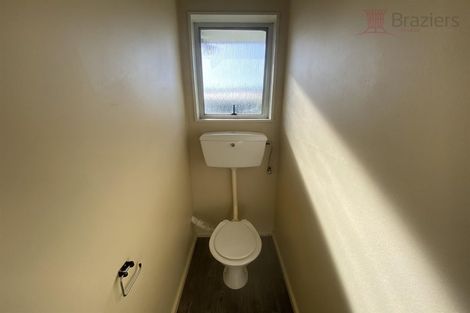 Photo of property in 82 Warren Crescent, Hillmorton, Christchurch, 8025