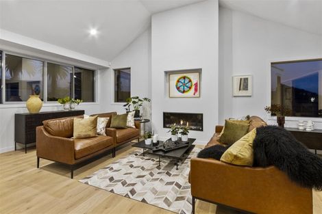 Photo of property in 2/43 Princes Street, Northcote Point, Auckland, 0627