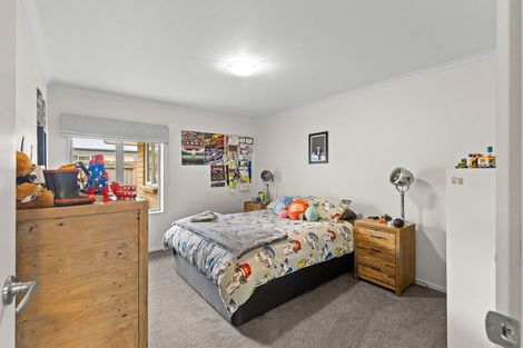 Photo of property in 33 Masefield Terrace, Kelvin Grove, Palmerston North, 4414