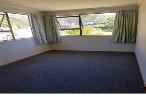 Photo of property in 37 Postgate Drive, Whitby, Porirua, 5024