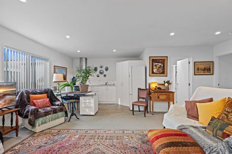 Photo of property in 11 Kamahi Crescent, Papamoa Beach, Papamoa, 3118