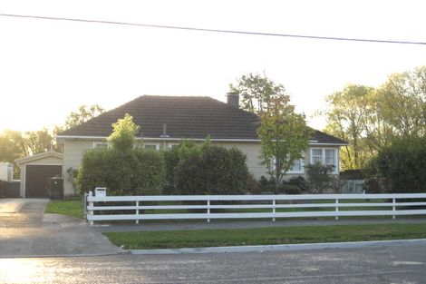 Photo of property in 197 Waddington Drive, Naenae, Lower Hutt, 5011