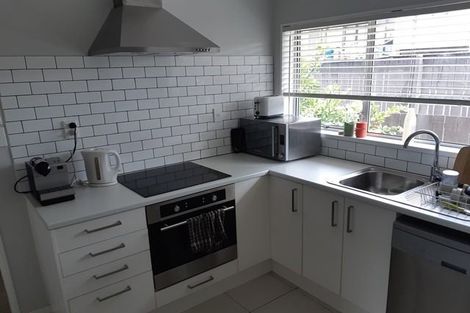 Photo of property in 126a Barrack Road, Mount Wellington, Auckland, 1060